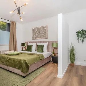 Appartement B49 - & Messe, Keulen
